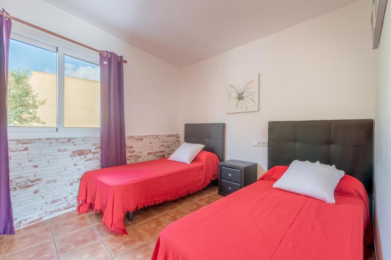 Ferienhaus Adosado Con Piscina Alcanada
