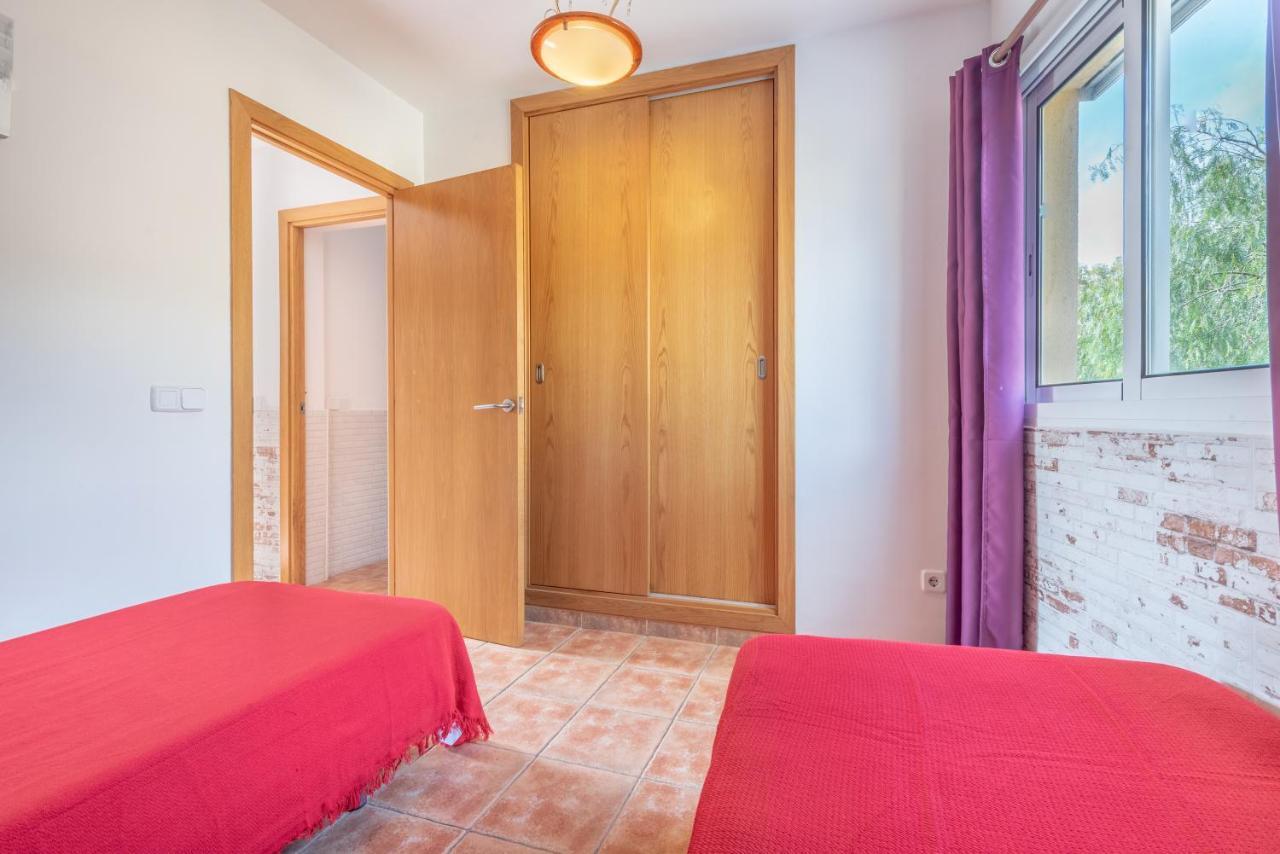 Vakantiehuis Adosado Con Piscina
